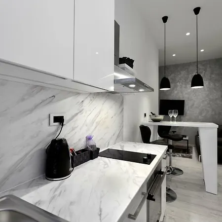 Venari Apartments,